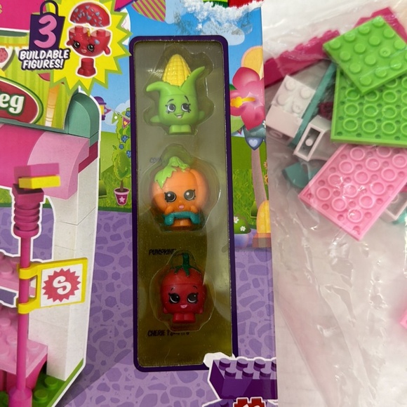 Shopkins Kinstructions Fruit & Veggie Stand 101 pcs - Picture 7 of 7